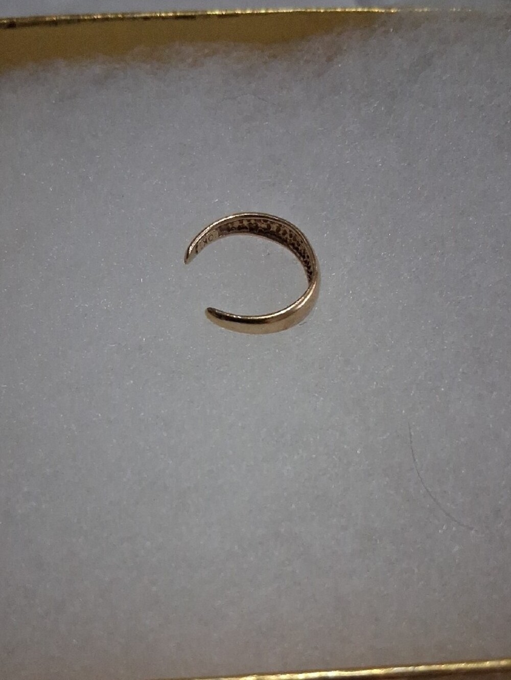 10k Solid Gold Ring View 4